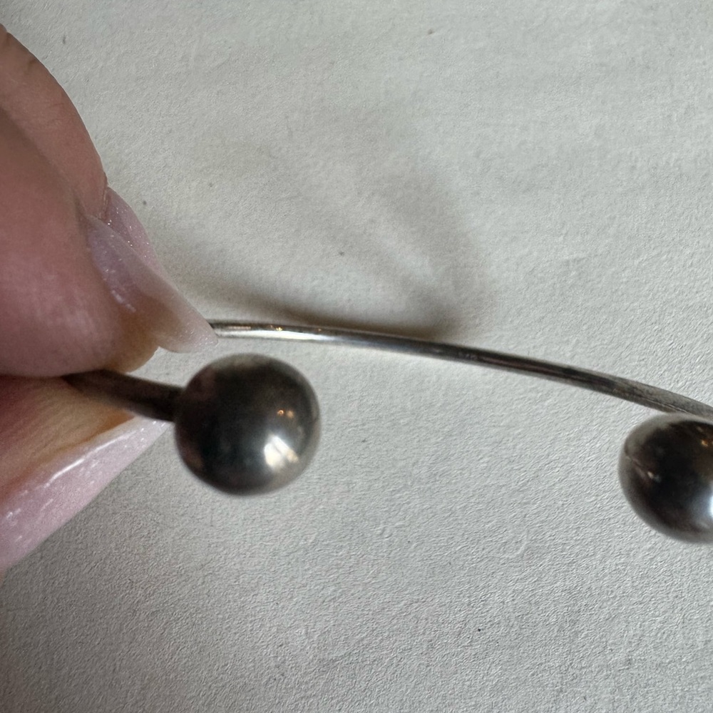 Sterling Silver Cuff Bracelet with 2 Accent Ball Ends 6.5" 8.5g - Picture 5 of 9